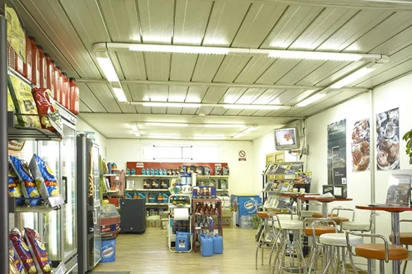 0026_otras_cons_gasolinera_02