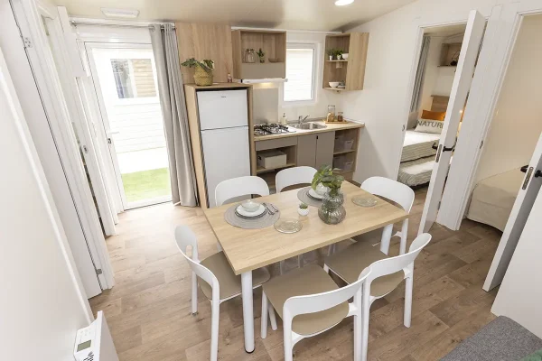 Santorini810_415_cafe_ 1